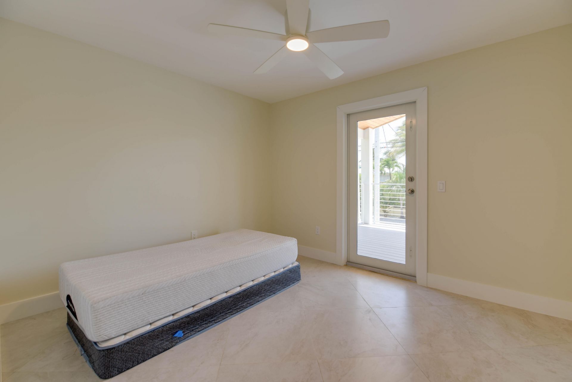 848 E Caribbean Drive, Summerland Key, FL 33042 Photo