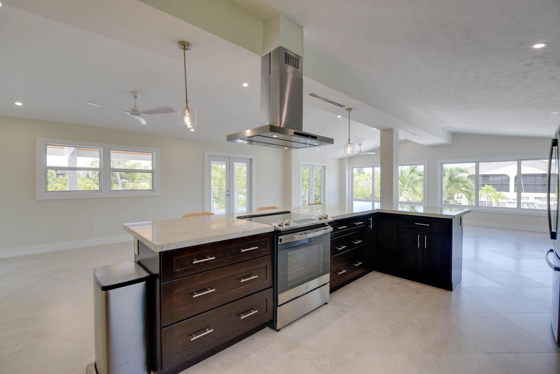 848 E Caribbean Drive, Summerland Key, FL 33042 Photo