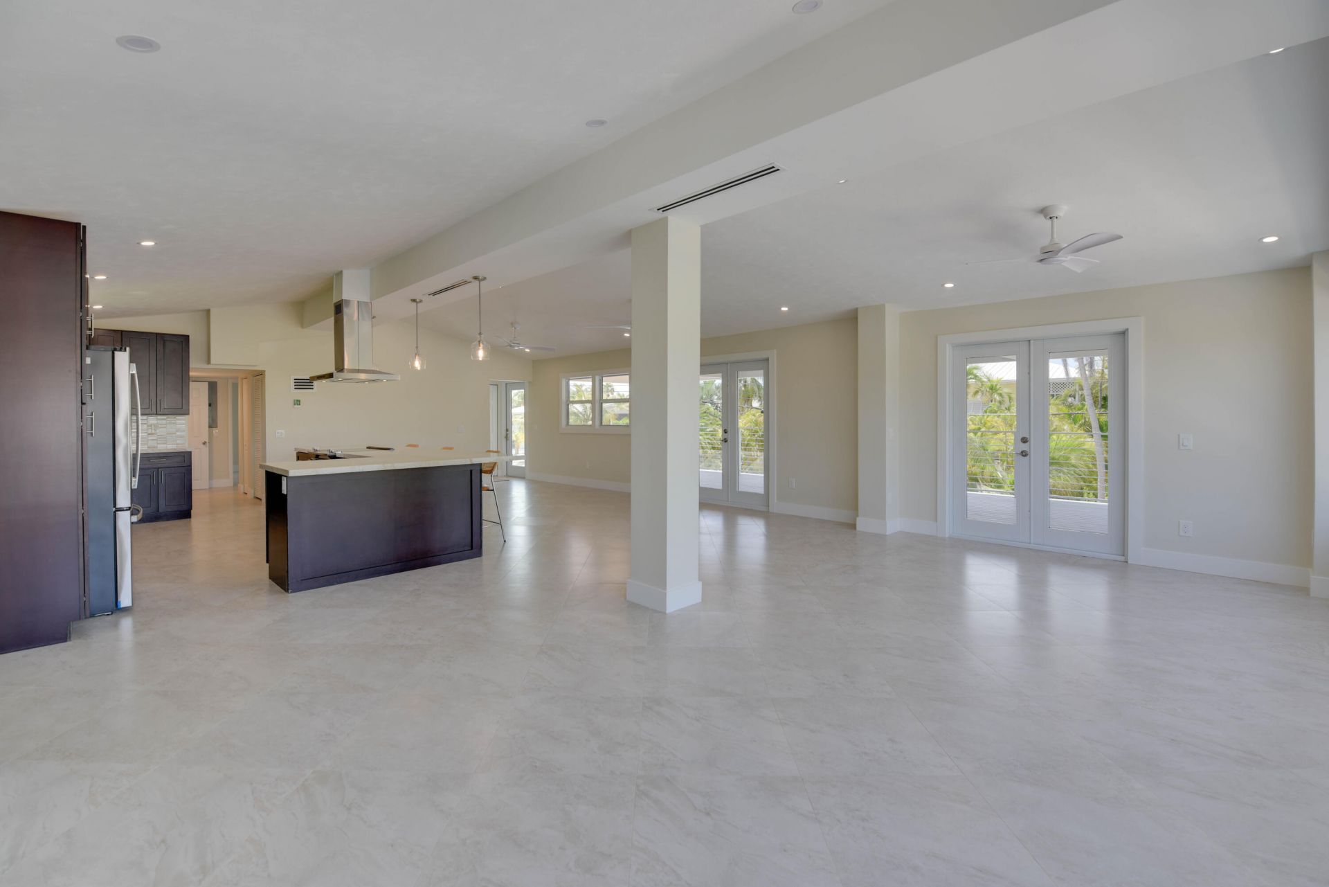 848 E Caribbean Drive, Summerland Key, FL 33042 Photo