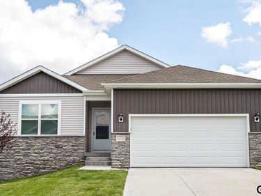 16314 Davidson Street, Bennington, NE 68007