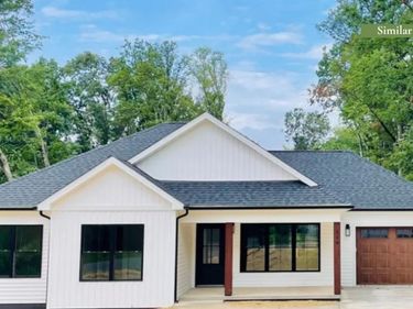 1810 AVONDALE Drive, Altavista, VA 24517