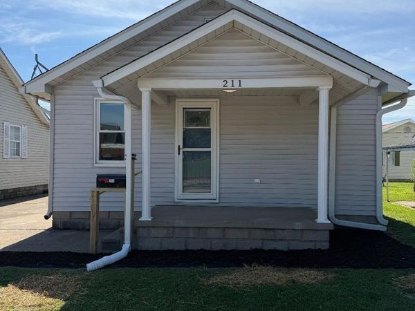 211 N MCCREARY Street, Fort Branch, IN 47648