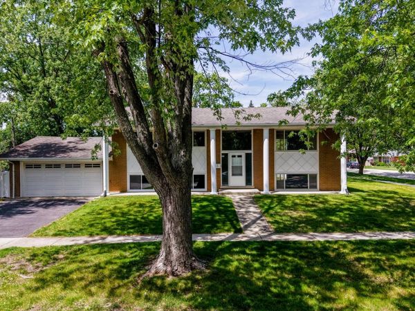 407 Keepataw Drive, Lemont, IL 60439