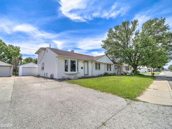 4231 SOUTHWEST Highway , Hometown, IL 60456