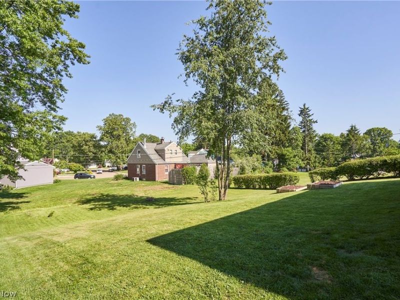 184 Rowford Avenue SW, Massillon, OH 44646 Photo 5