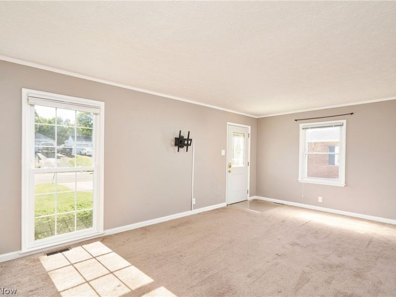 184 Rowford Avenue SW, Massillon, OH 44646 Photo 9