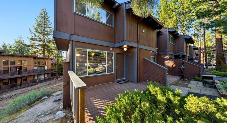 1410 Ski Run Boulevard, Unit 10, South Lake Tahoe, CA 96150 Photo