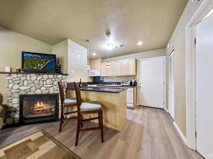 1410 Ski Run Boulevard, Unit 10, South Lake Tahoe, CA 96150 Photo
