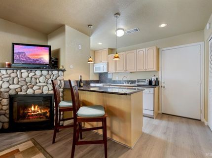 1410 Ski Run Boulevard, Unit 10, South Lake Tahoe, CA 96150 Photo