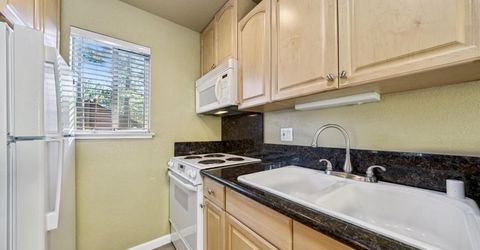 1410 Ski Run Boulevard, Unit 10, South Lake Tahoe, CA 96150 Photo