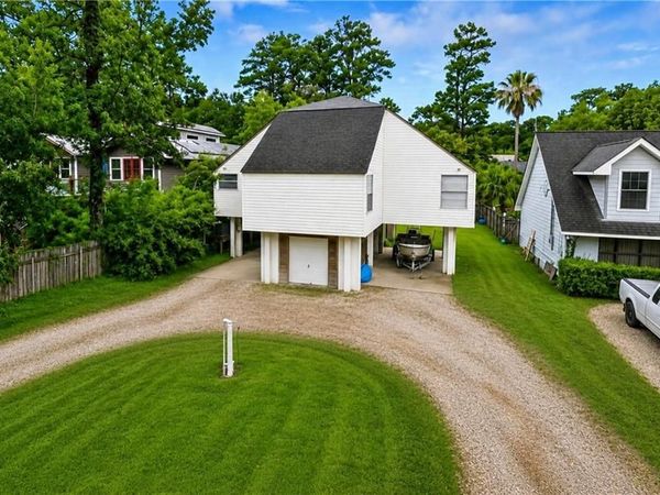 18128 DERBES Drive , Covington, LA 70433