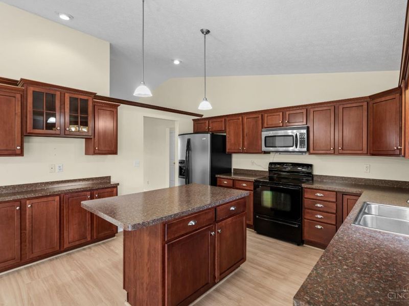 144 Fox Run Drive, Wilmington, OH 45177 Photo 16