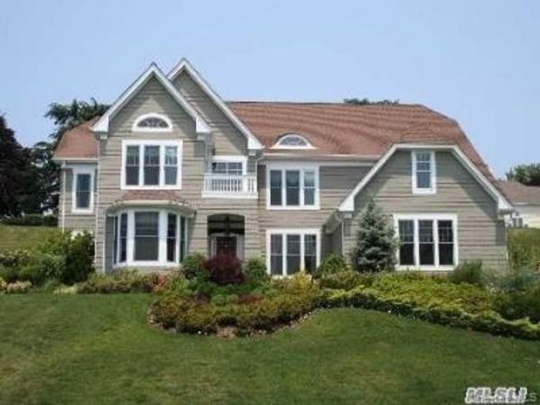 47 Pembroke Drive , Glen Cove, NY 11542
