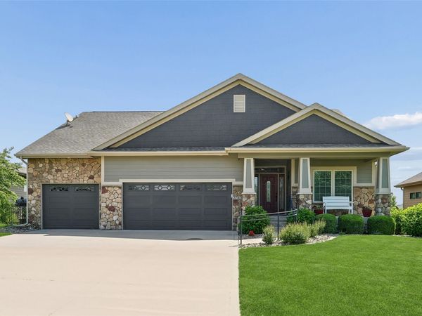 2743 NW 167th Court, Clive, IA 50325