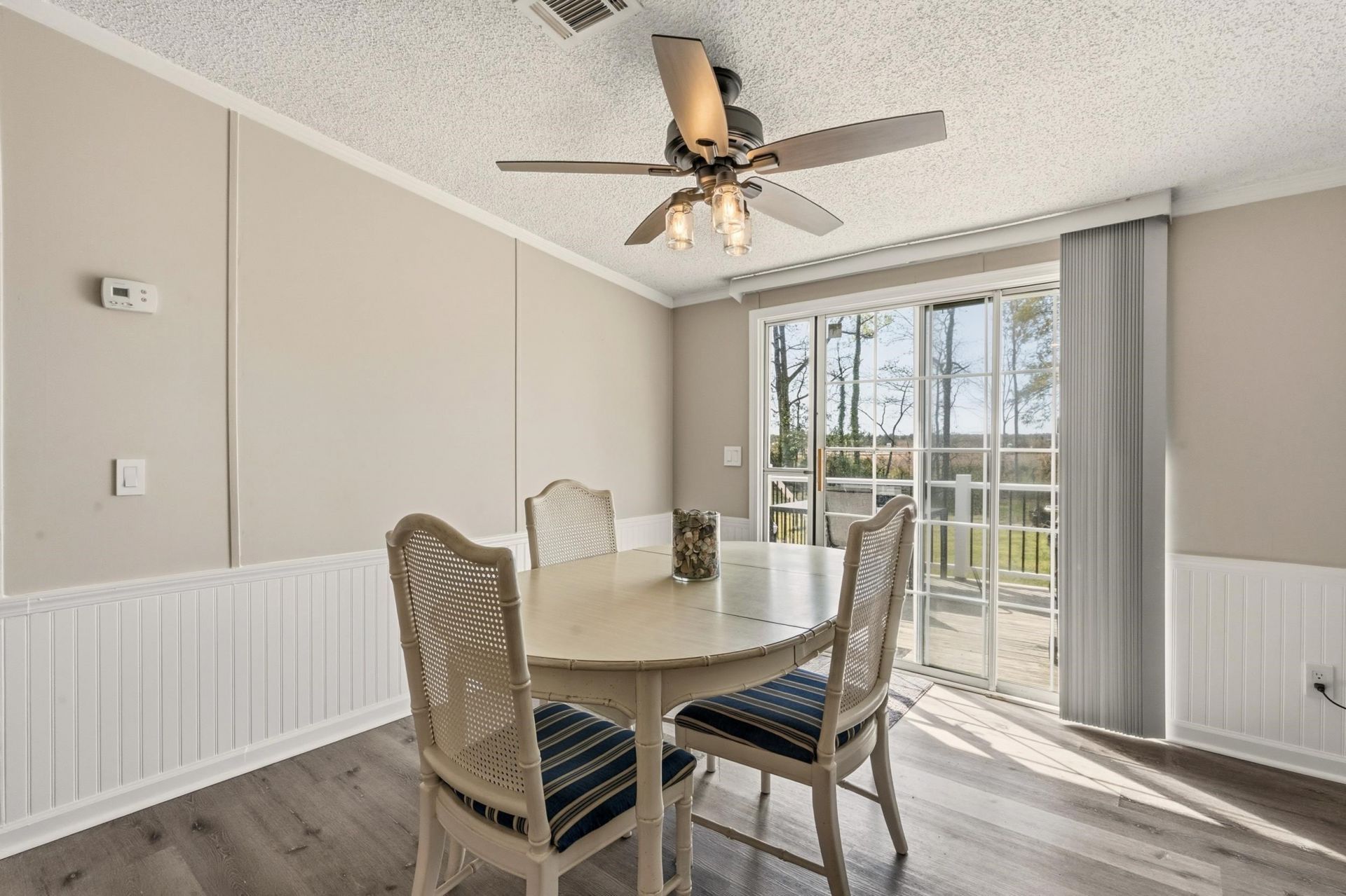 2264 Todd Dr.  Photo 10