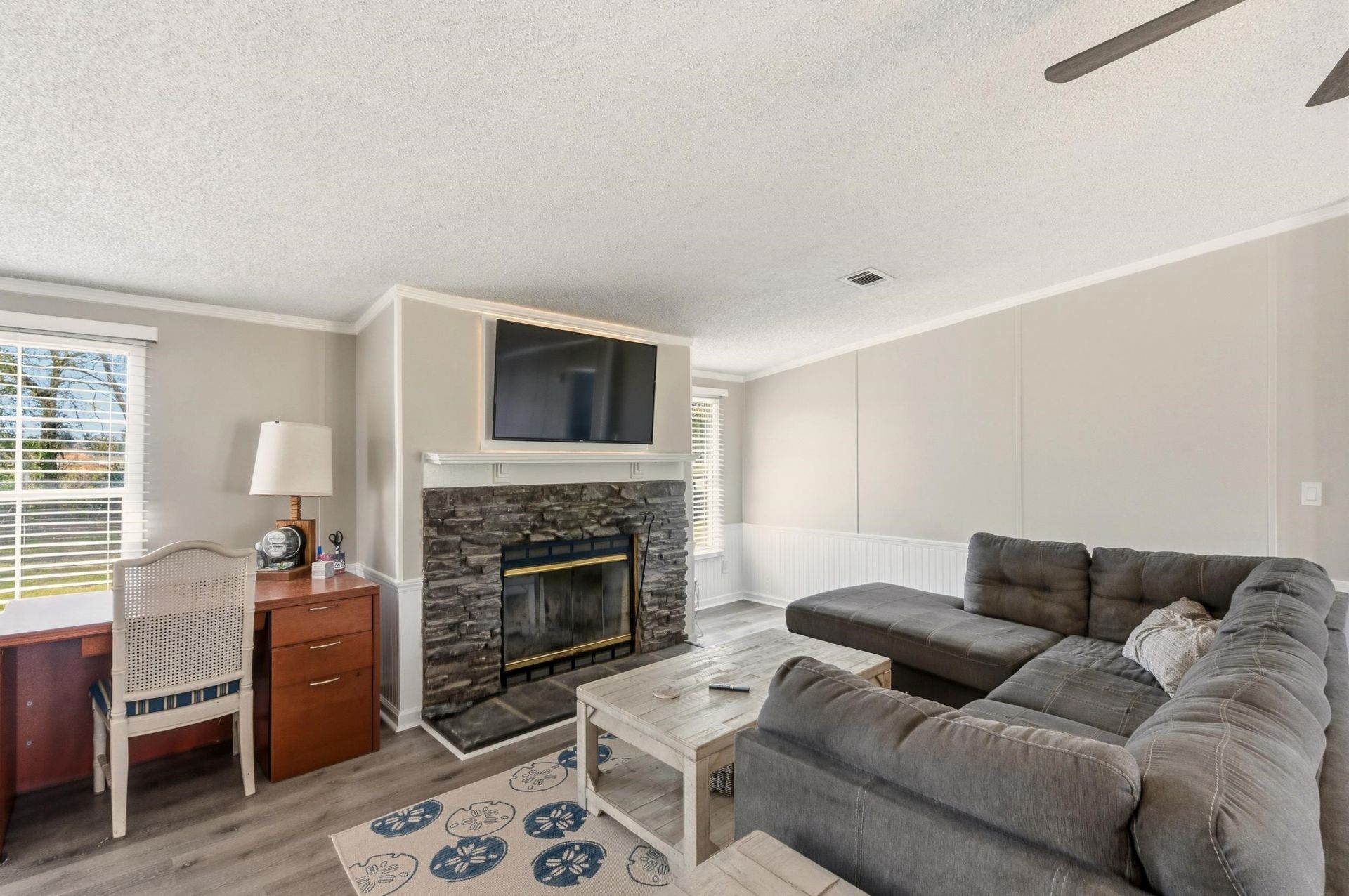 2264 Todd Dr.  Photo 6