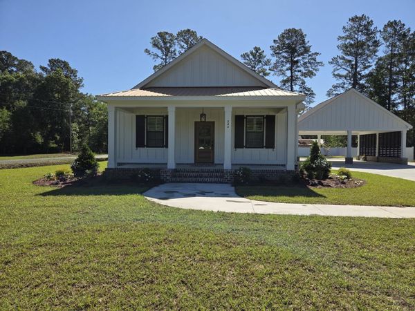 242 Leadwood St. , Andrews, SC 29510