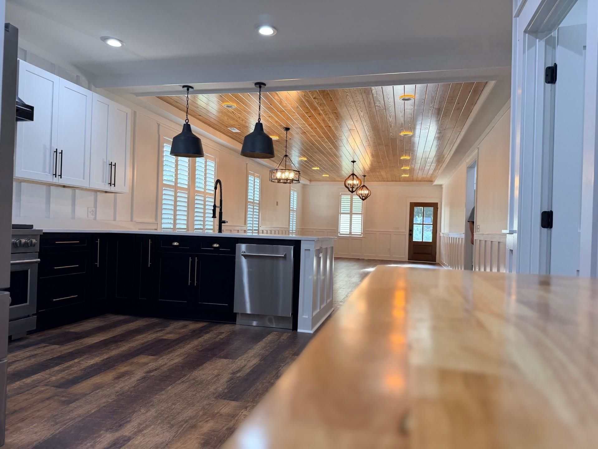 242 Leadwood St.  Photo 22