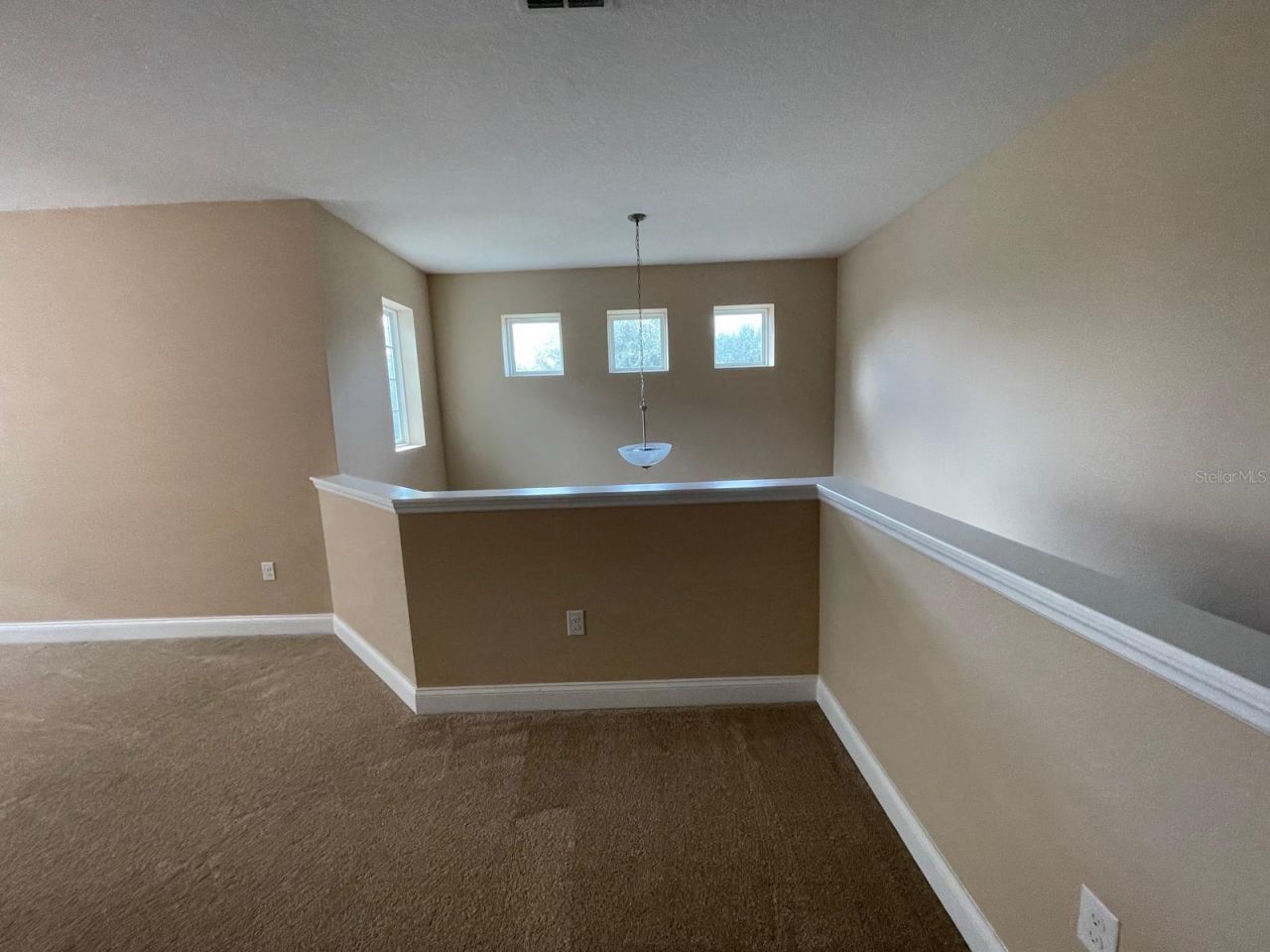 2745 Peony Drive, Oviedo, FL 32766 Photo