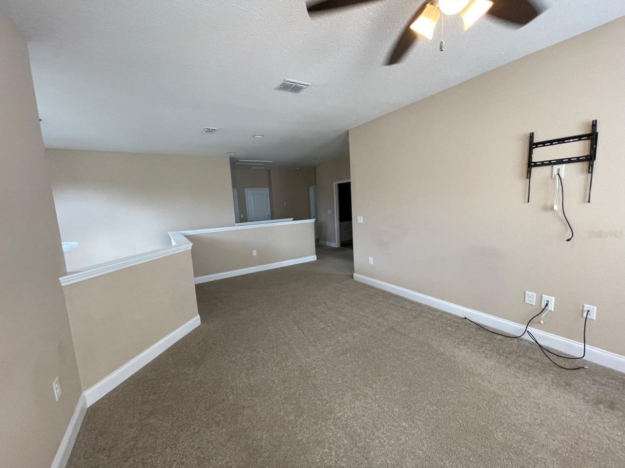 2745 Peony Drive, Oviedo, FL 32766 Photo