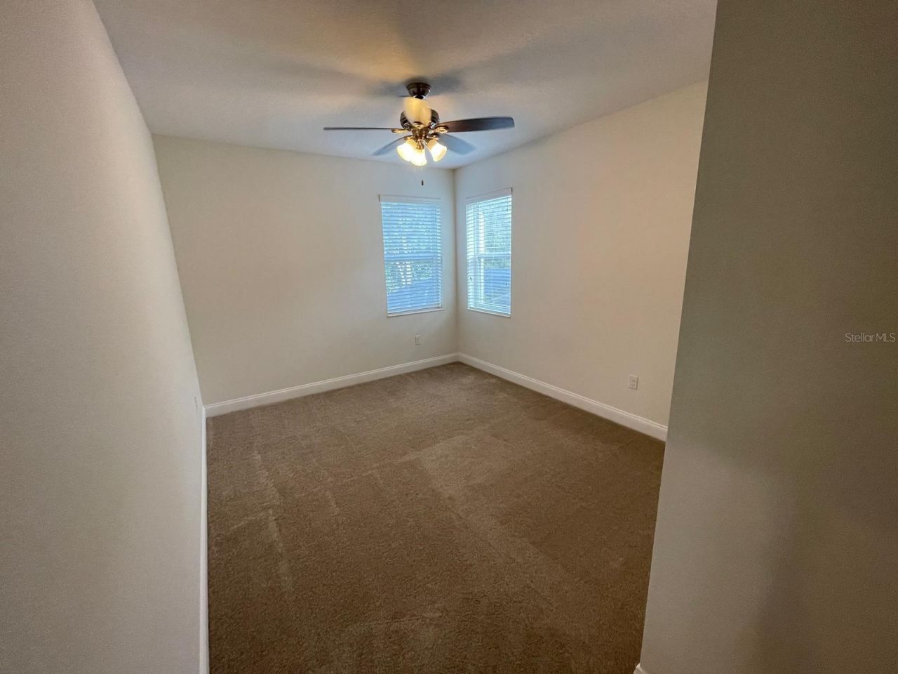 2745 Peony Drive, Oviedo, FL 32766 Photo