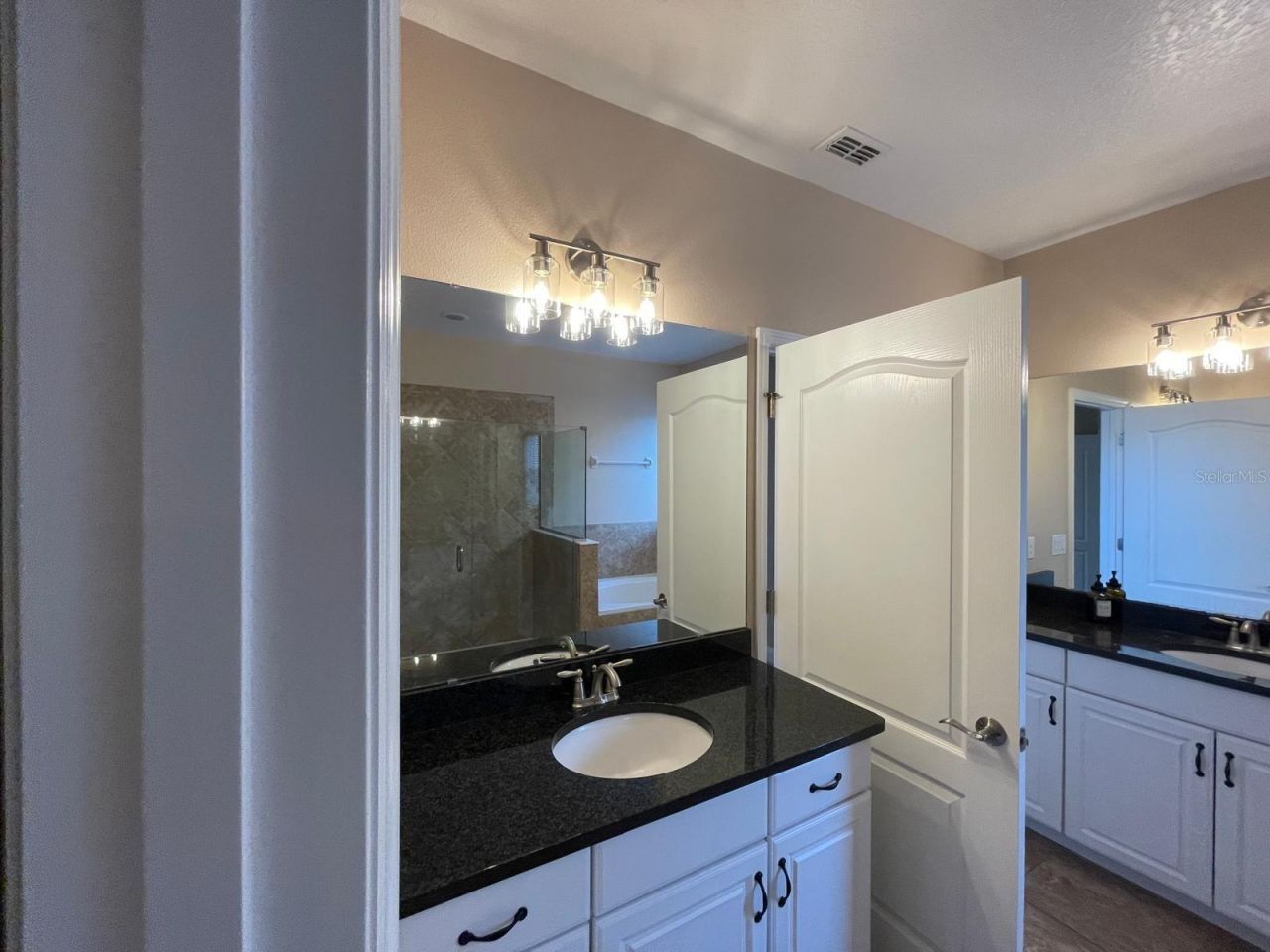 2745 Peony Drive, Oviedo, FL 32766 Photo