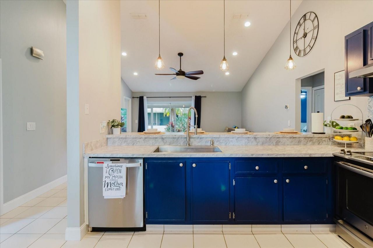 3951 104th Avenue N, Clearwater, FL 33762 Photo