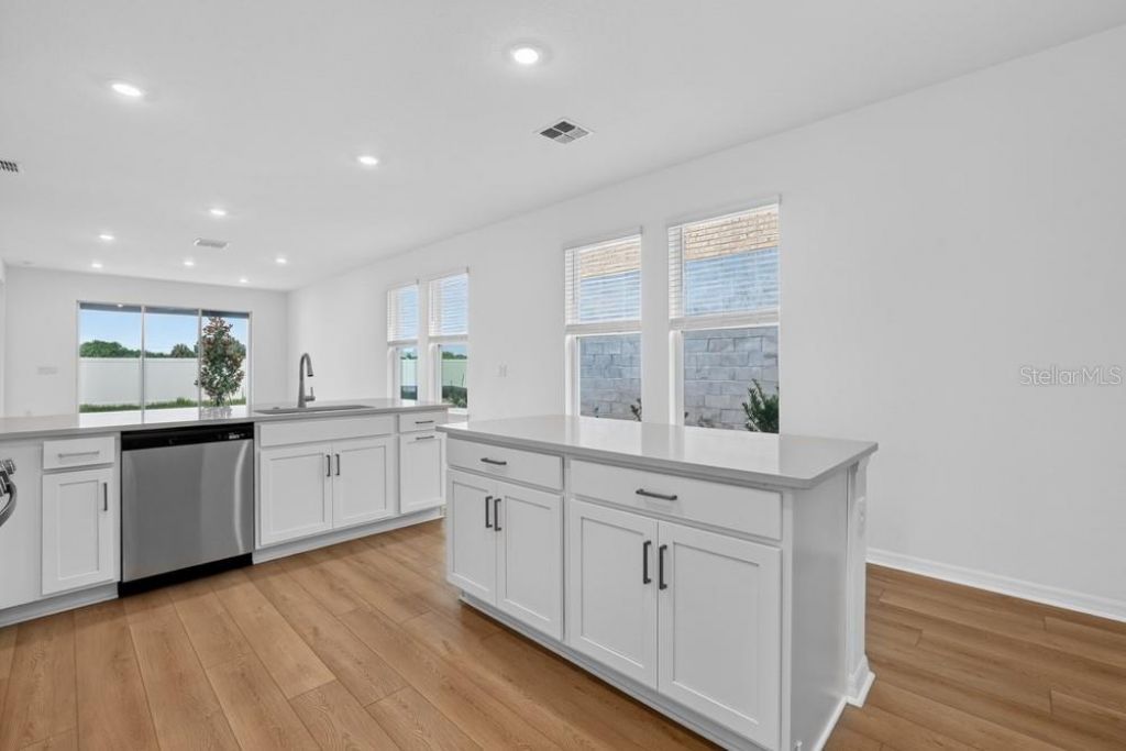 5032 Cyan Loop, Apollo Beach, FL 33572 Photo