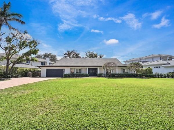 508 Devils LN , NAPLES, FL 34103