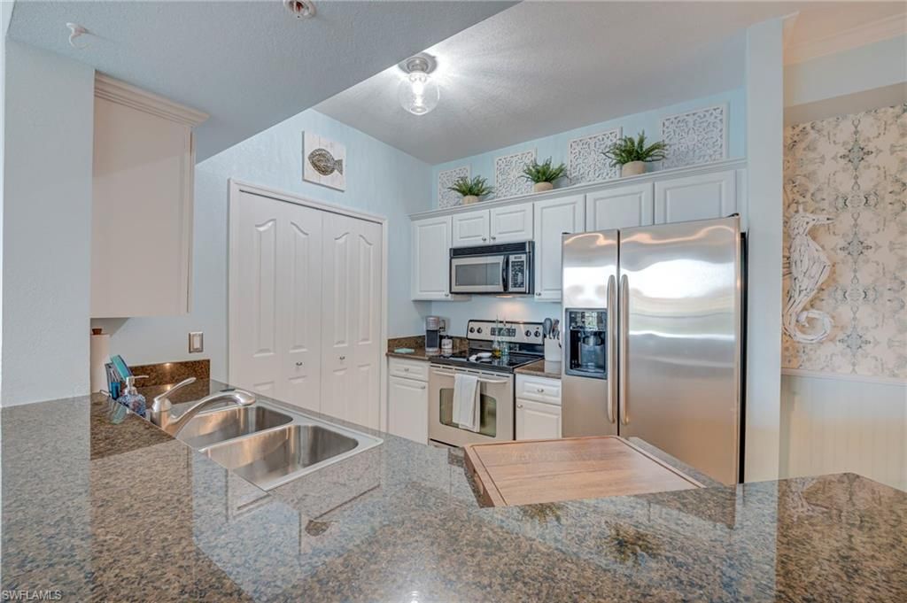 12940 Positano Cir , Unit 304, Naples, FL 34105 Photo