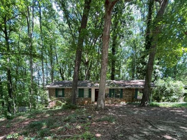 3941 Canterbury Walk, Douglasville, GA 30135