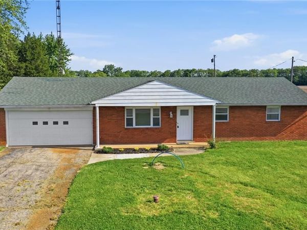 3135 E State Route 55, Troy, OH 45373