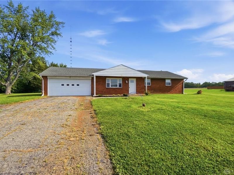 3135 E State Route 55, Troy, OH 45373 Photo 9