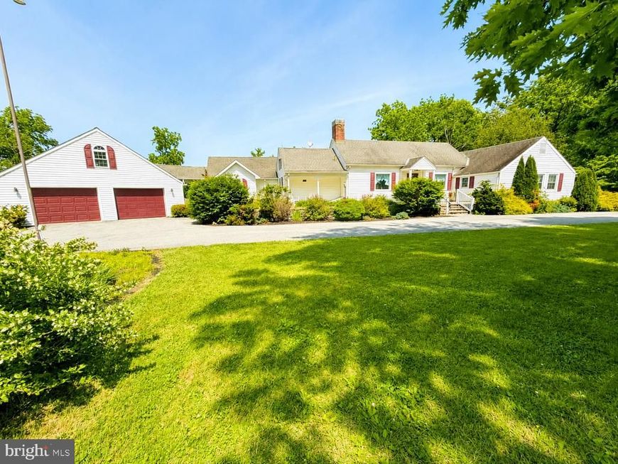 2837 W Philadelphia Avenue Nw, Oley, PA 19547 Main Photo