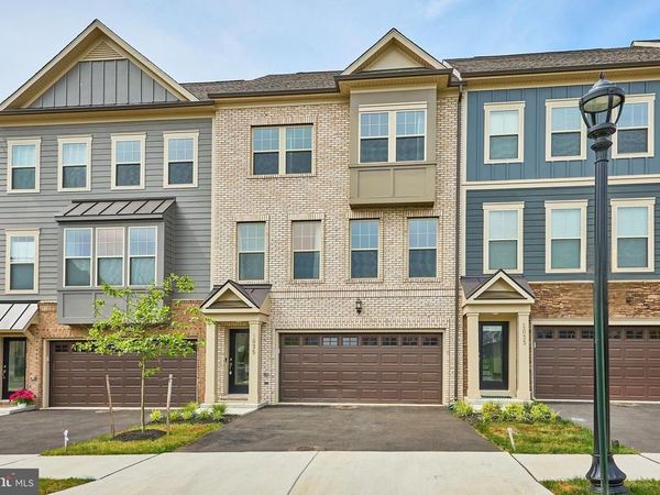 1035 VENIFENA TERRACE SE, LEESBURG, VA 20175