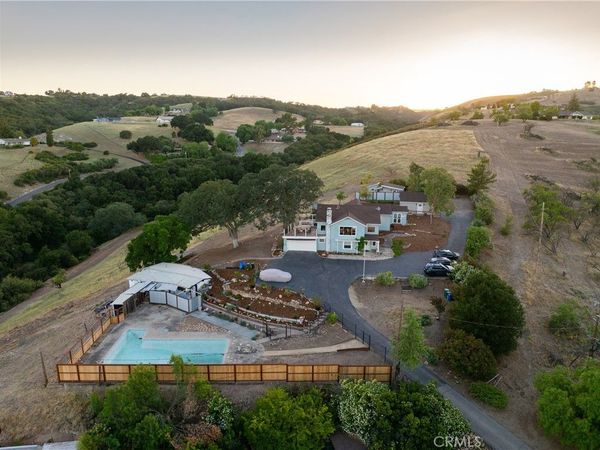 549 Derby , Paso Robles, CA 93446