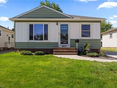 2603 Center Drive, Parma, OH 44134