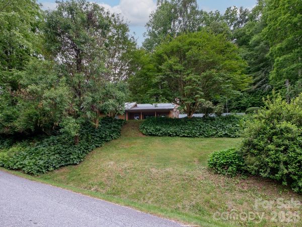 332 Island Cove Road , Penrose, NC 28766