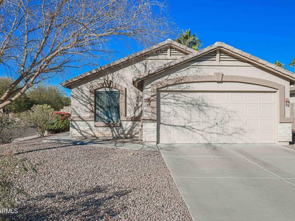 19816 N 34th Place, Phoenix, AZ 85050