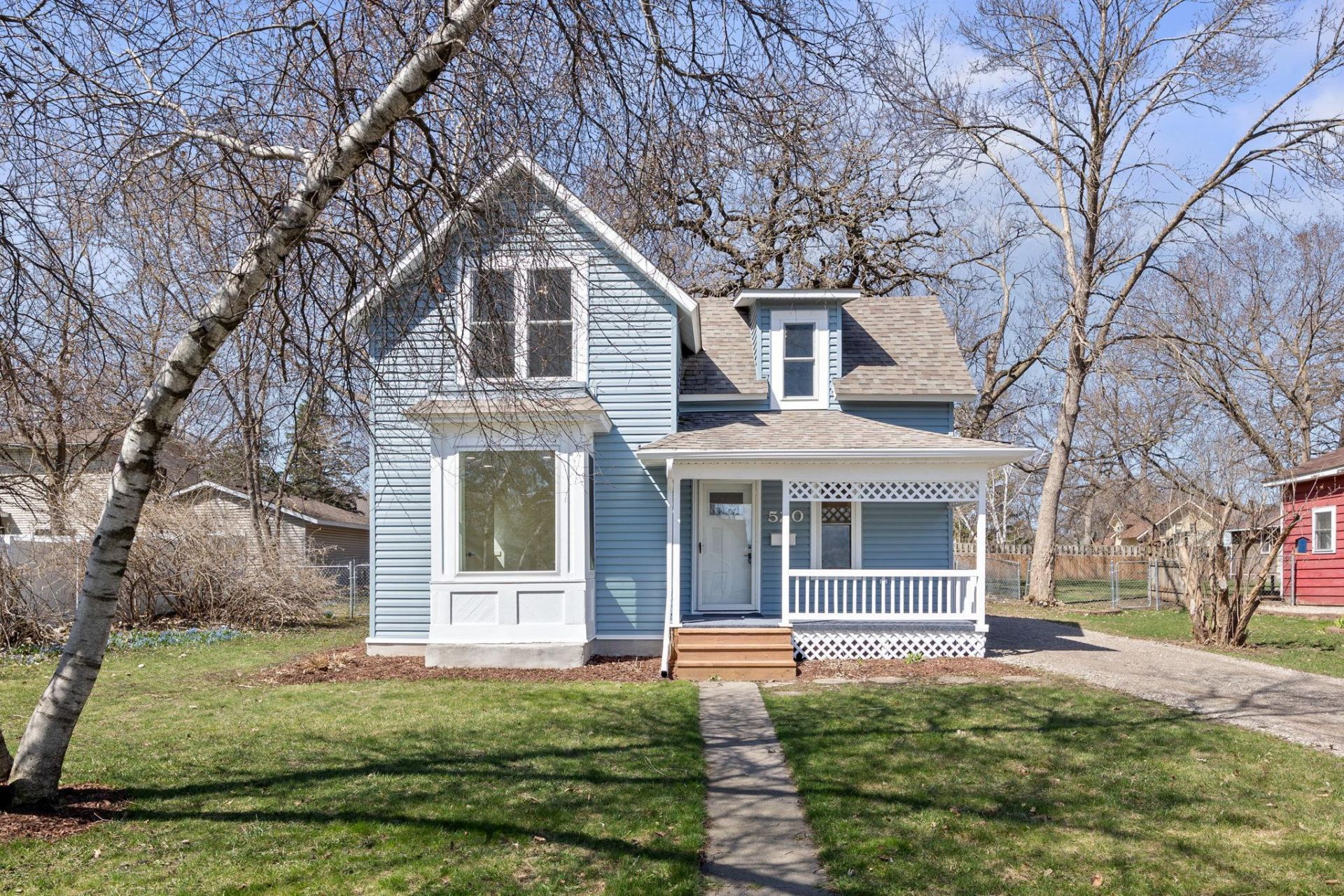 520 Glen Street Sw, Hutchinson, MN 55350 Main Photo