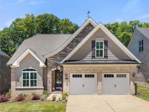 5042 Skipper Lane , Winston-Salem, NC 27106