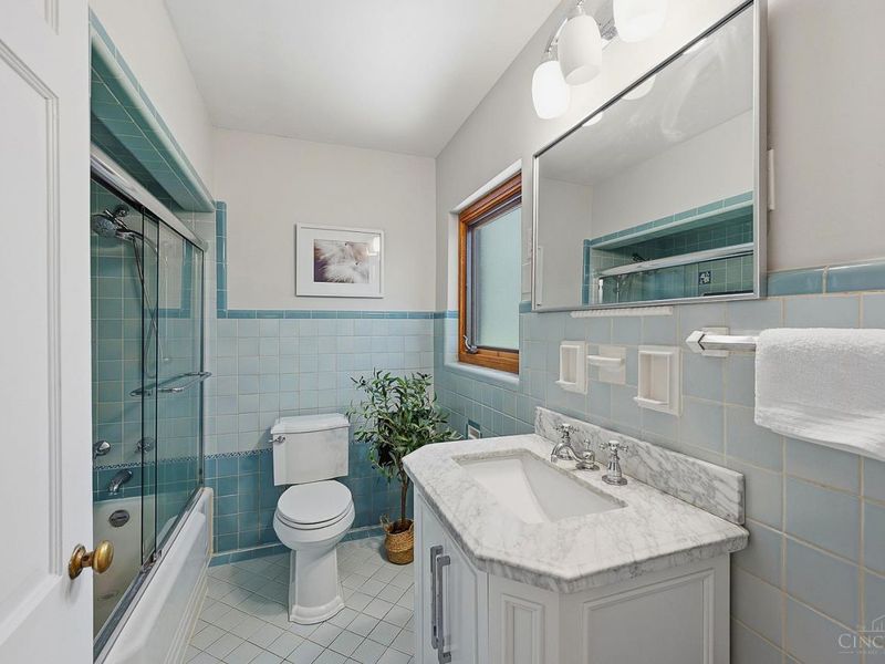 3119 N Farmcrest Drive, Cincinnati, OH 45213 Photo 21