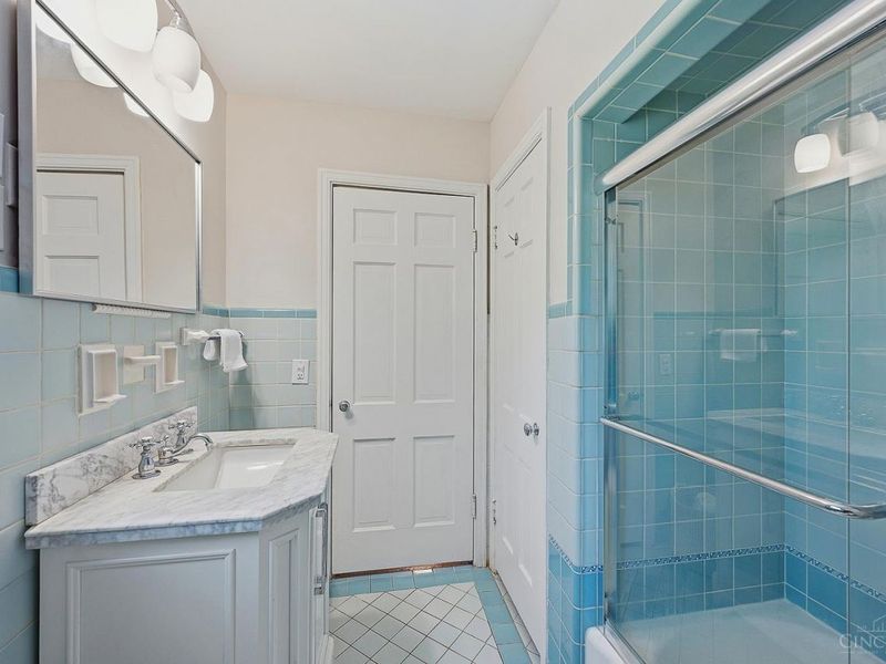 3119 N Farmcrest Drive, Cincinnati, OH 45213 Photo 22