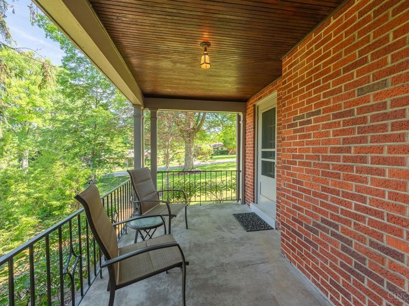 3119 N Farmcrest Drive, Cincinnati, OH 45213 Photo 34