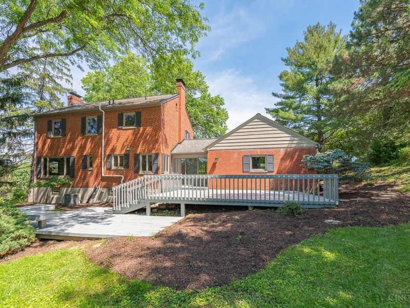 3119 N Farmcrest Drive, Cincinnati, OH 45213 Photo 38