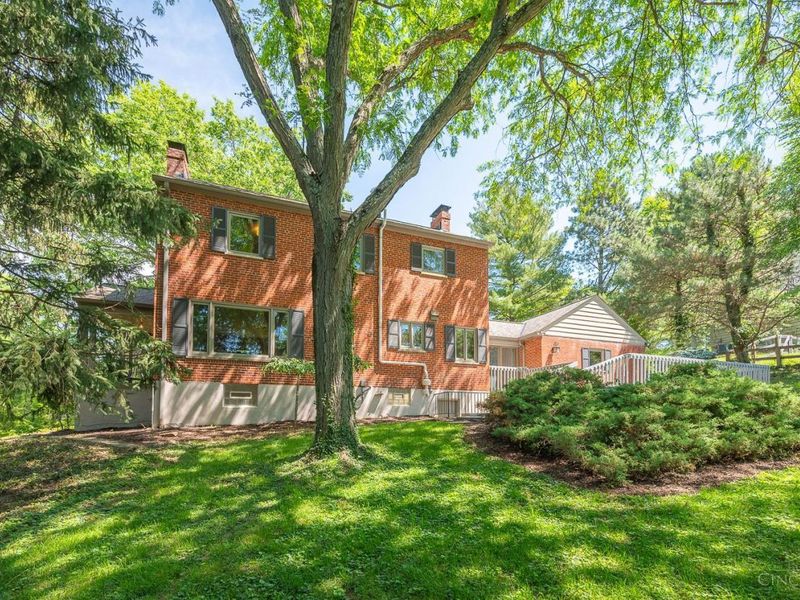 3119 N Farmcrest Drive, Cincinnati, OH 45213 Photo 40