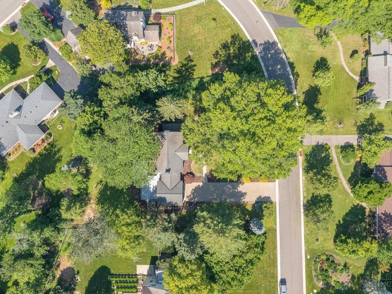 3119 N Farmcrest Drive, Cincinnati, OH 45213 Photo 42