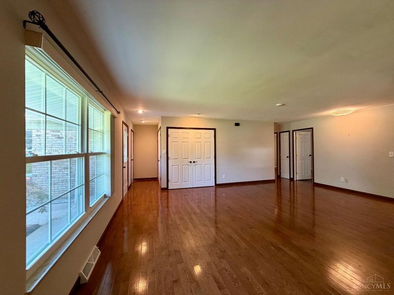 6707 Apache Way, West Chester, OH 45069 Photo 12