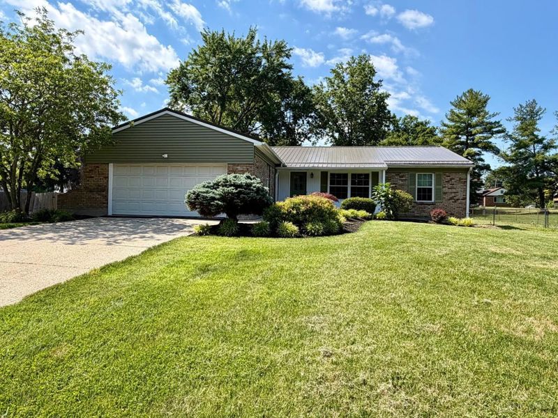 6707 Apache Way, West Chester, OH 45069 Photo 2