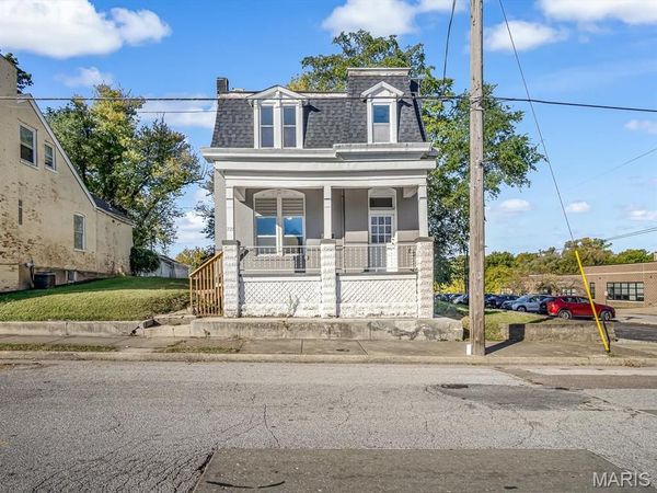 221 N 2nd Street , Belleville, IL 62220